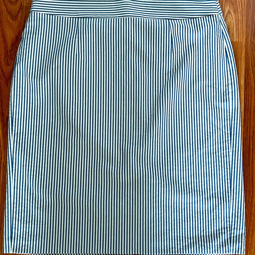💙Banana Republic Seersucker Pencil Skirt💙